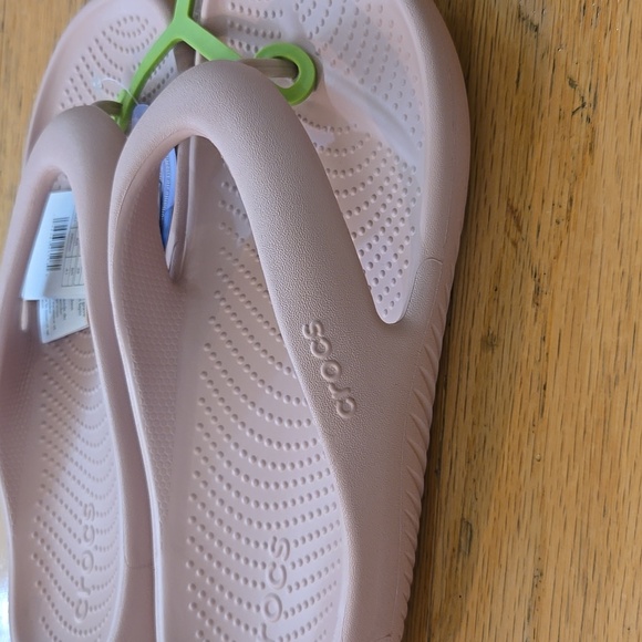 NIP Crocs Mellow Flip M10 /W12 Pink Clay #208431-6TY - Picture 4 of 10